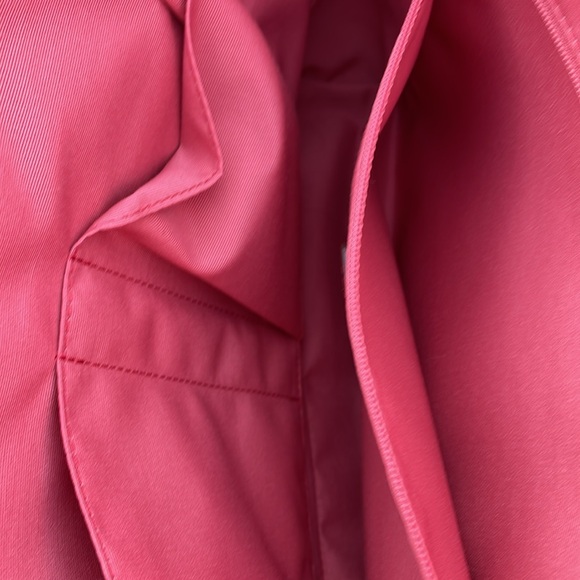 Coral color. Perfect. Madison east/west. Pink Santiago leather. Tote/shoulder. - Picture 4 of 9